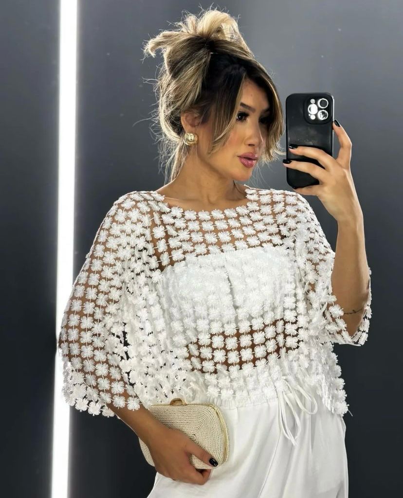 Blusa com Manga e Guipir